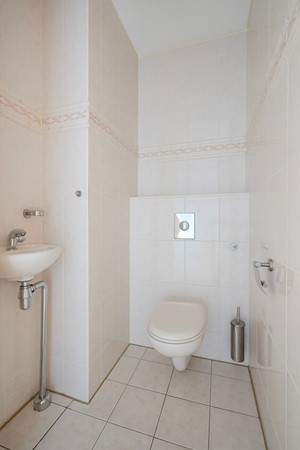 Medium property photo - Marga Klompéstraat 9, 2552 HL Den Haag